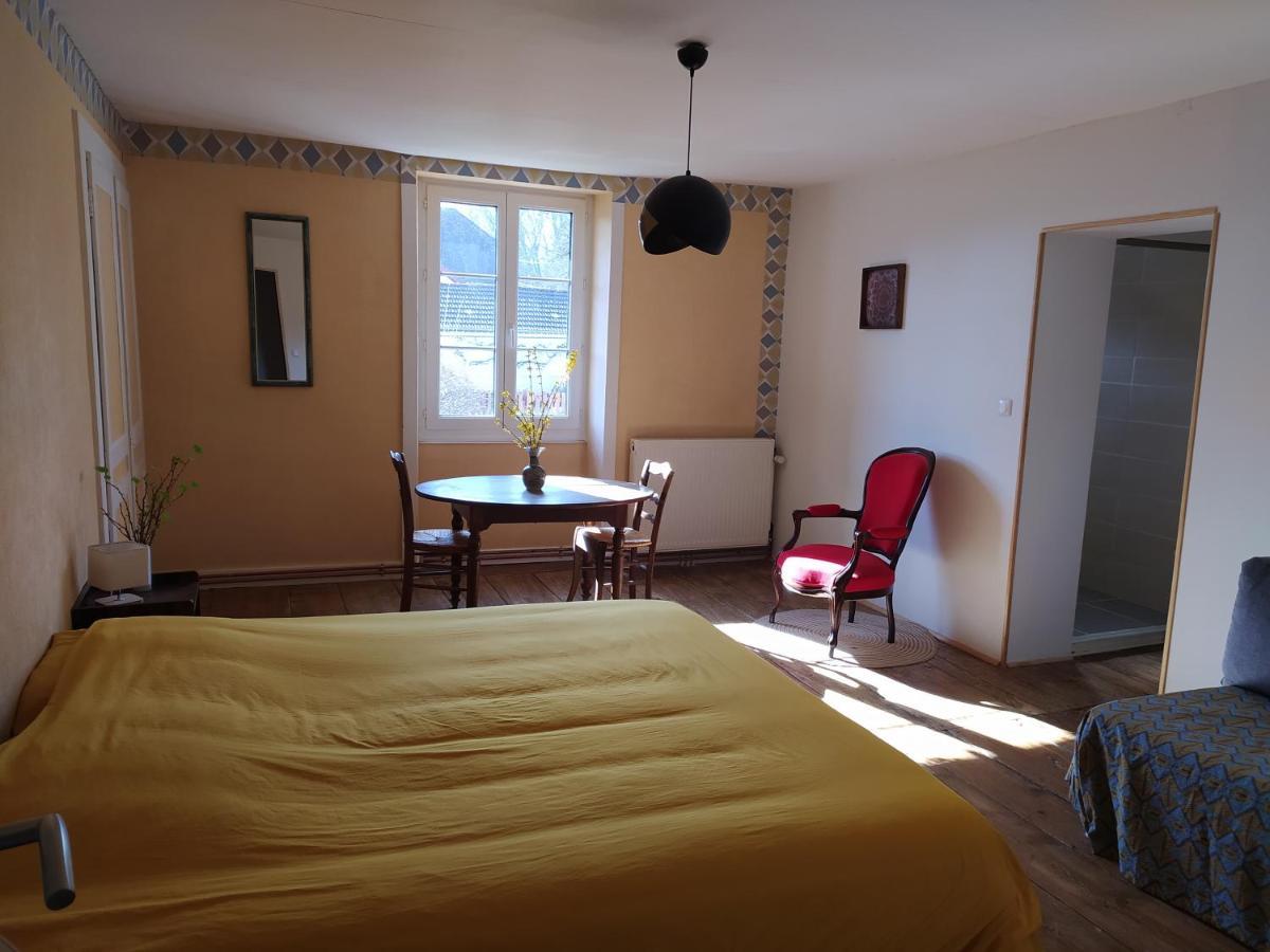 Aux galets colorés Villers-Farlay Esterno foto
